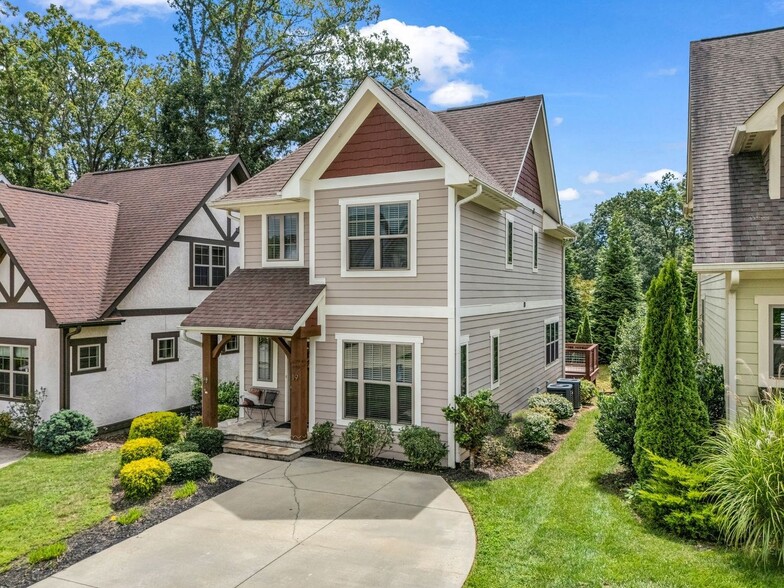 Primary Photo - 19 Tudor Way