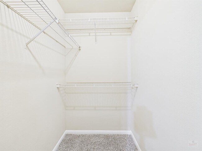 Building Photo - 501 W 26th St