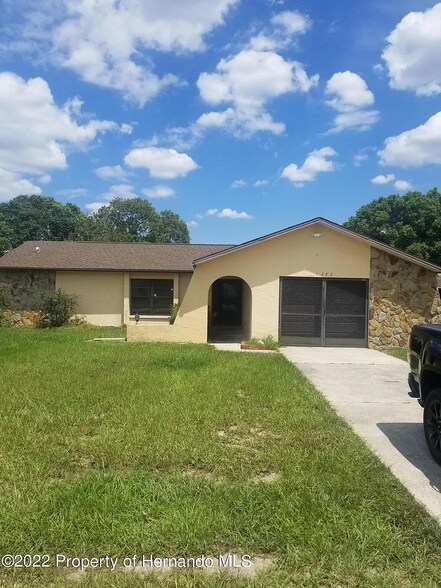 Building Photo - 1332 Bentley Ave