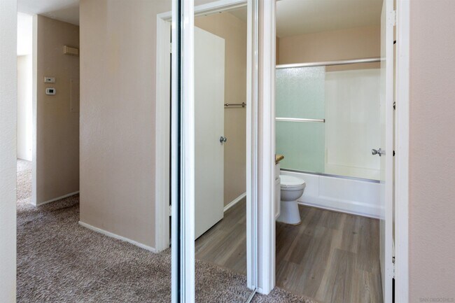 Building Photo - 663 Diamond Way