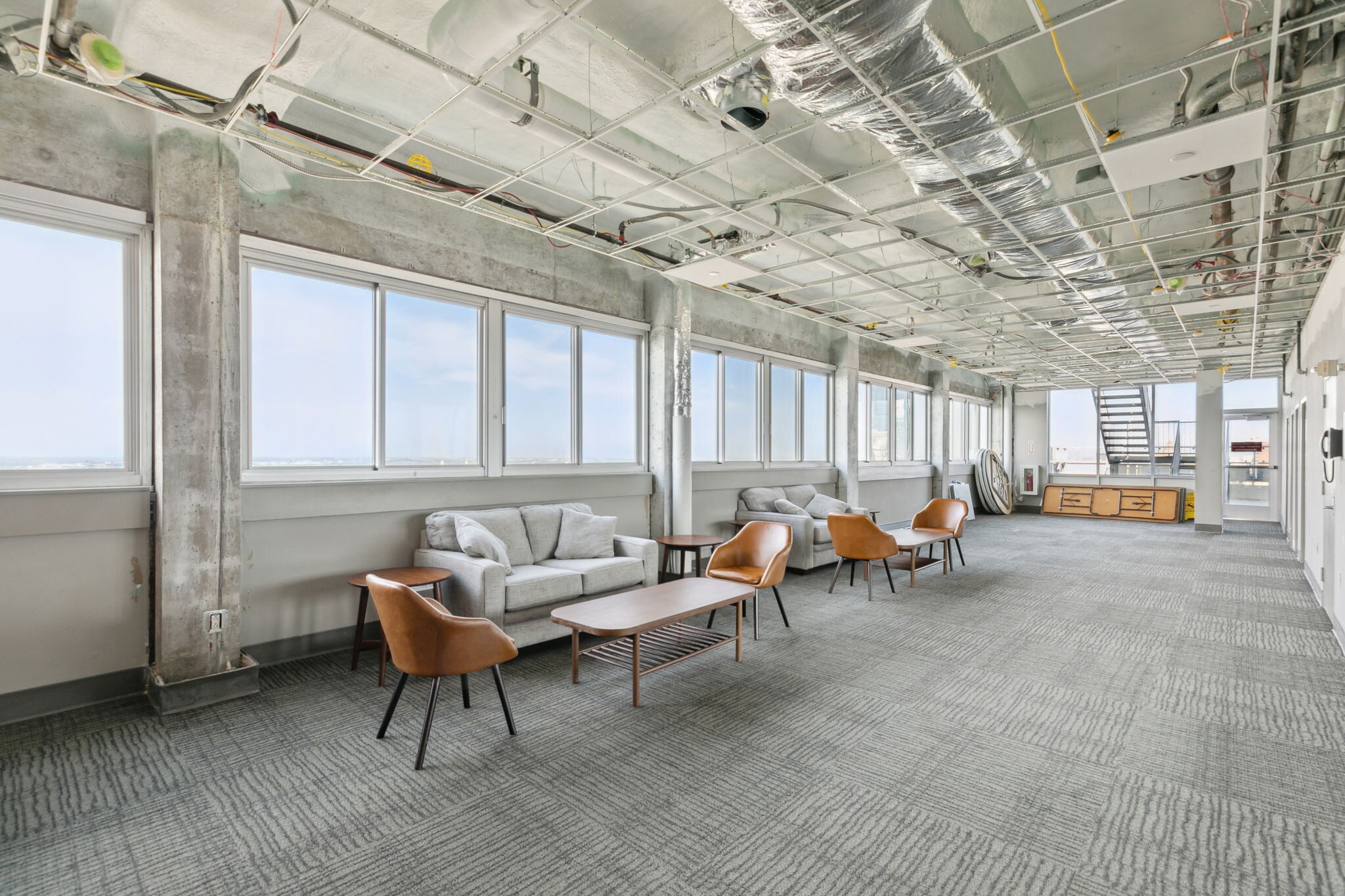 Building Photo - 604 S Washington Sq