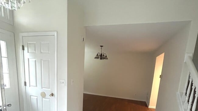 Building Photo - 1120 Fieldstone Ln