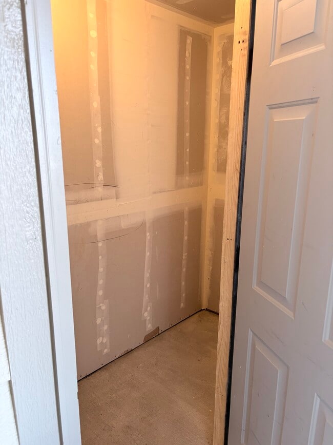 Building Photo - 10311 W Girton Dr