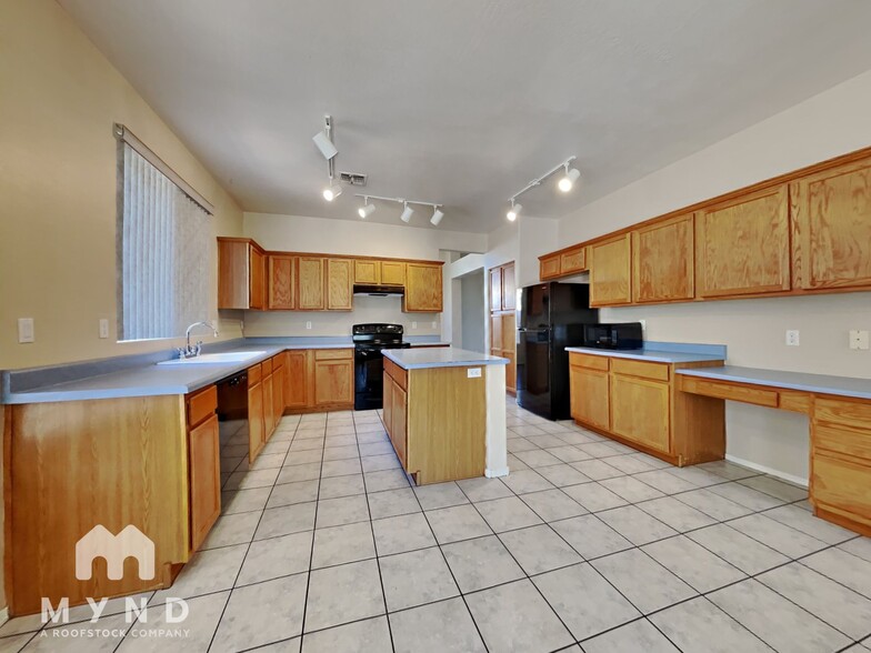 Building Photo - 4109 E Aspen Way