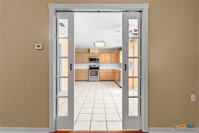 Building Photo - 3923 Oak Valley Dr