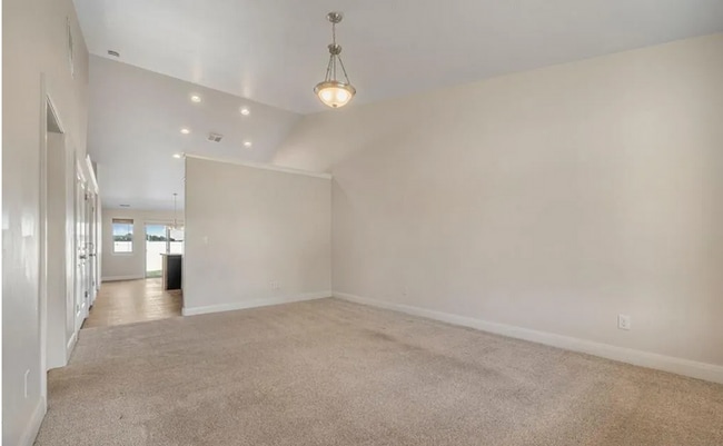 Building Photo - *$200 OFF FIRST MONTH RENT! | BEAUTIFUL 3 bed, 2 bath home in the desirable Summerfield Subdivision