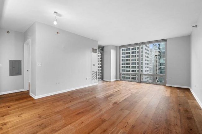 Building Photo - 160 E Illinois St