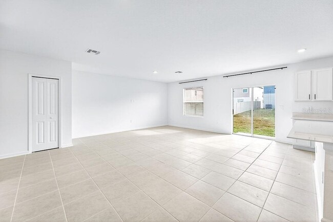 Building Photo - 2162 Marksman Rd