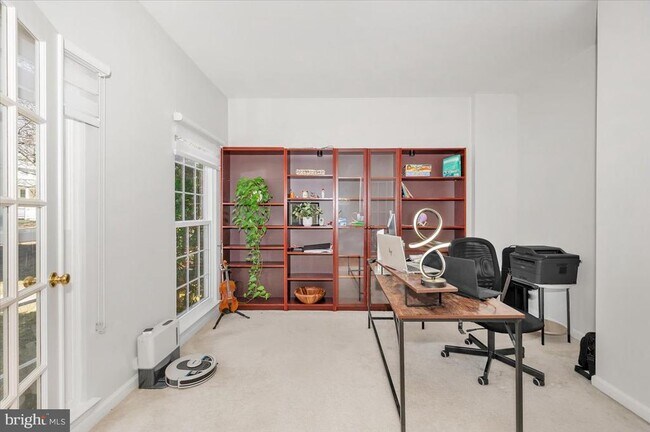 Building Photo - 18921 Fountain Hills Dr