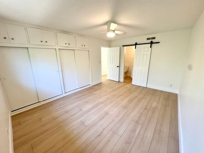 Building Photo - Luxury Living Redefined – Fully Renovated & Move-In Ready!