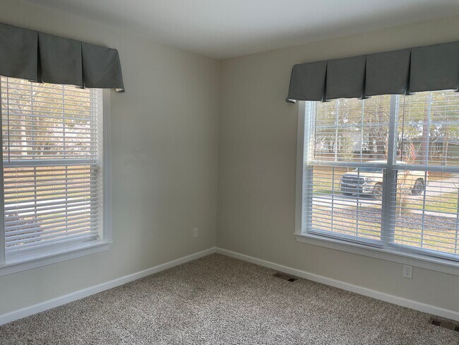 Building Photo - 6 Bedroom 4 Bathroom House in Supply NC-Unfurnished