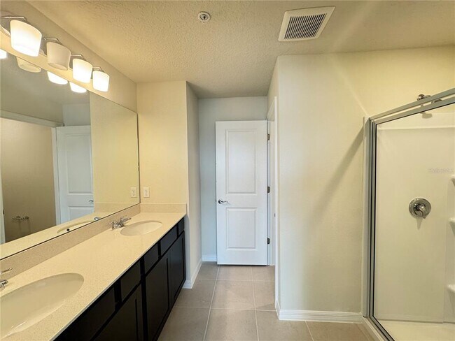 Building Photo - 4568 Maple Waltz