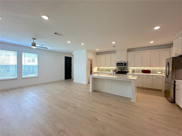 Building Photo - 4782 Lunker St