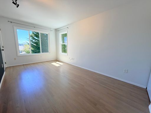 Building Photo - Spacious Magnolia Townhome with a View for $4495 - Available for Move in!