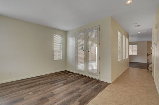 Building Photo - 3 Bedroom Home in Summerlin West COMING SOON!