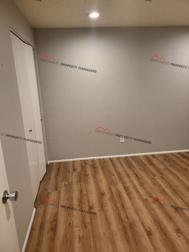 Building Photo - STATUS: *PENDING APPLICATION*  | R320 | $1895