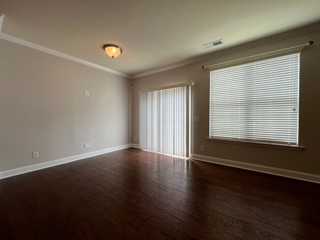 Building Photo - 229 Misty Knoll Ln