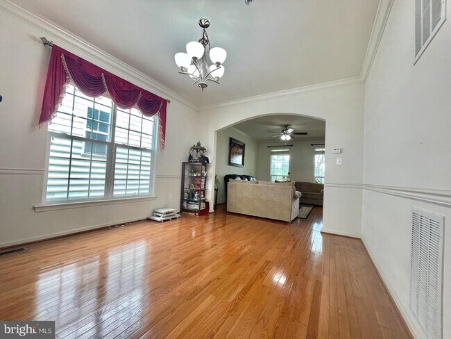 Building Photo - 23110 Mistflower Dr