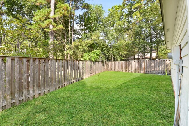 Building Photo - 31 Treescape Cir