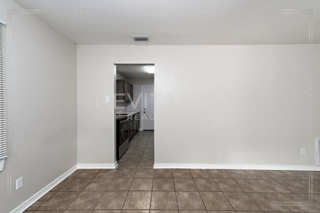 Building Photo - Cozy, Updated 3-Bedroom Home with a Shady Yard!