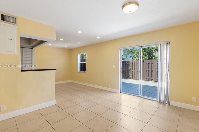 Building Photo - 1774 SW 81st Ln