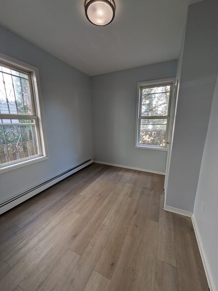 Building Photo - 200 Bergen Ave