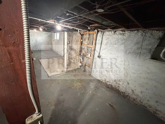 Building Photo - 5607 Virginia Ave