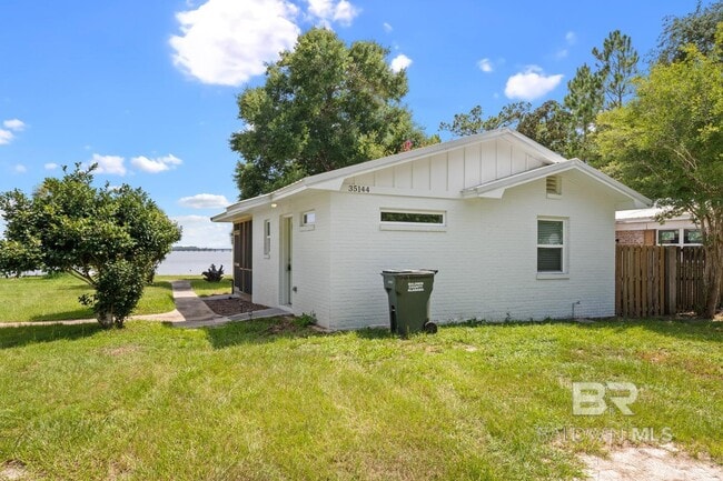 Building Photo - 35144 Boykin Blvd