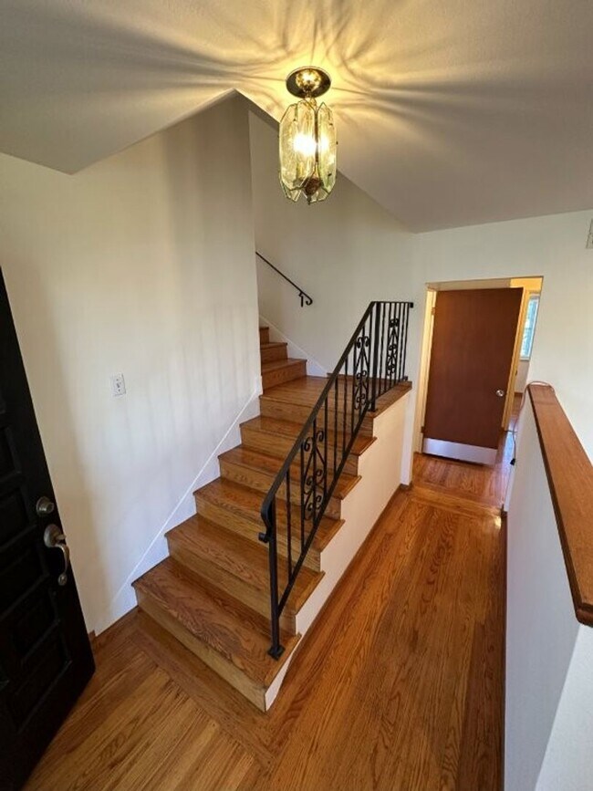 Building Photo - Nor Cal Realty, Inc. - 3 Bedroom 2  Bath with 2 car garage