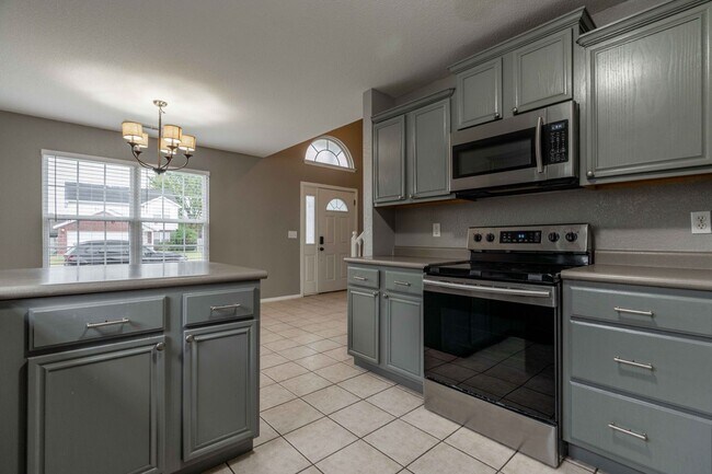 Building Photo - Spacious 3-Bedroom Home in Bentonville’s E...