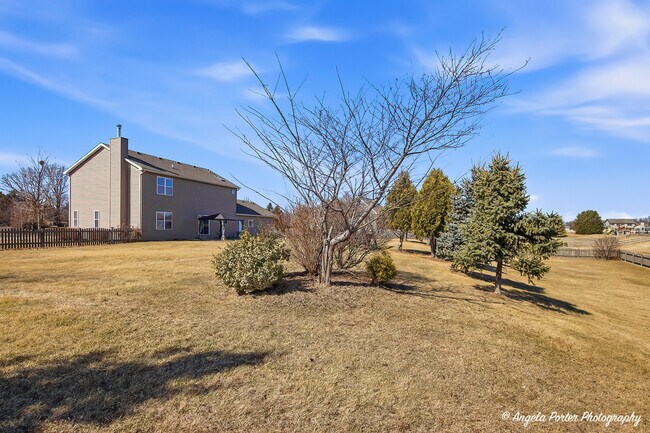 Building Photo - 9312 Nicholas Ln