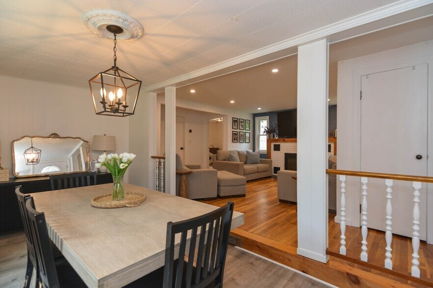 Building Photo - 399 Shawsheen Ave