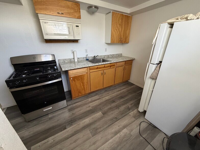 Building Photo - 1289 Pike St