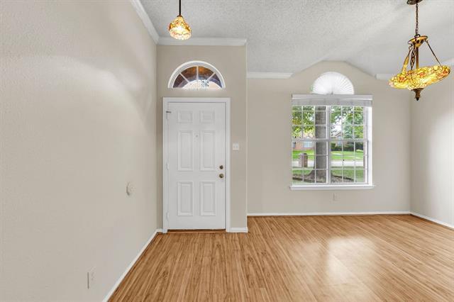 Building Photo - 9817 Belfort Dr