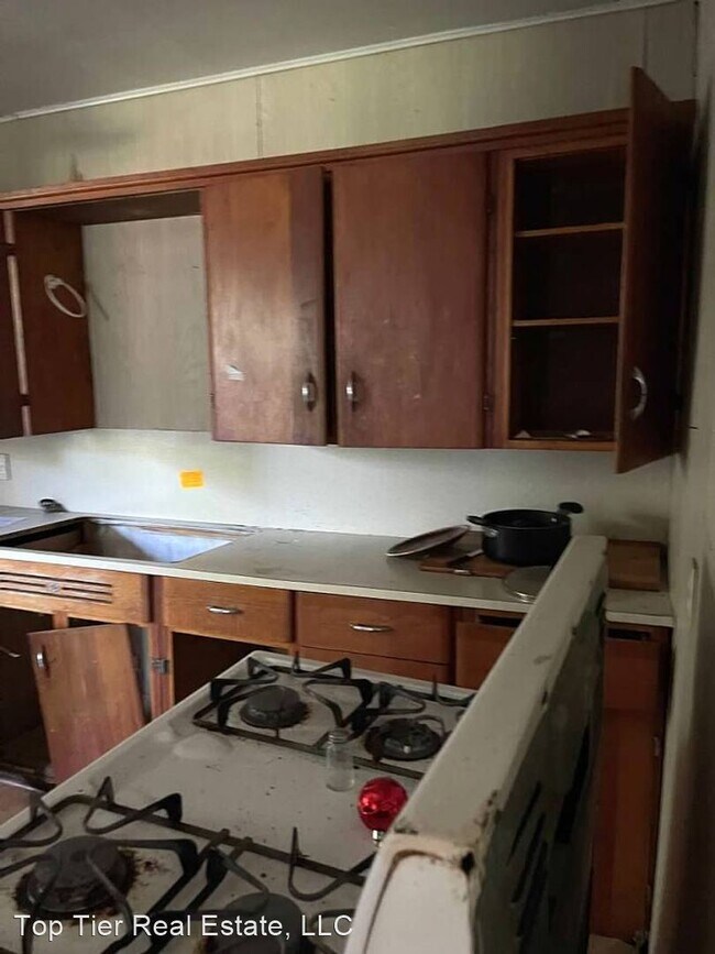 Building Photo - 3 br, 1 bath House - 1607 SW F Ave