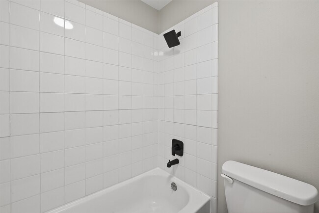 Building Photo - 16311 Yabbie Dr