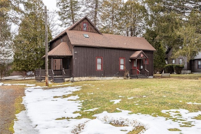 Building Photo - 1874 Blossom Rd