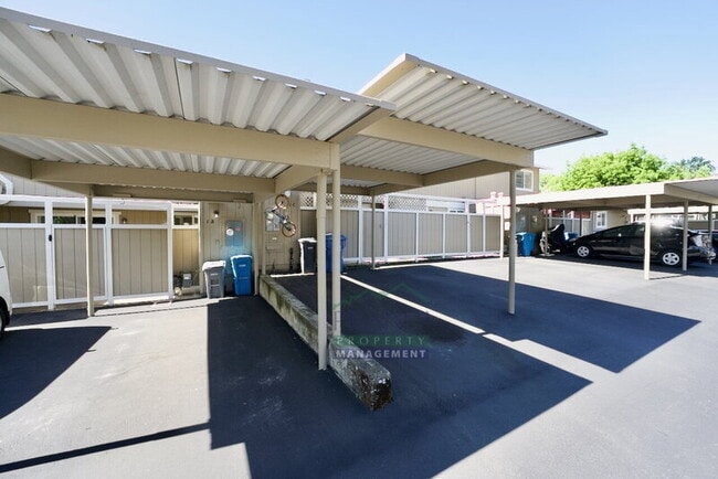 Building Photo - 1 Oliva Dr