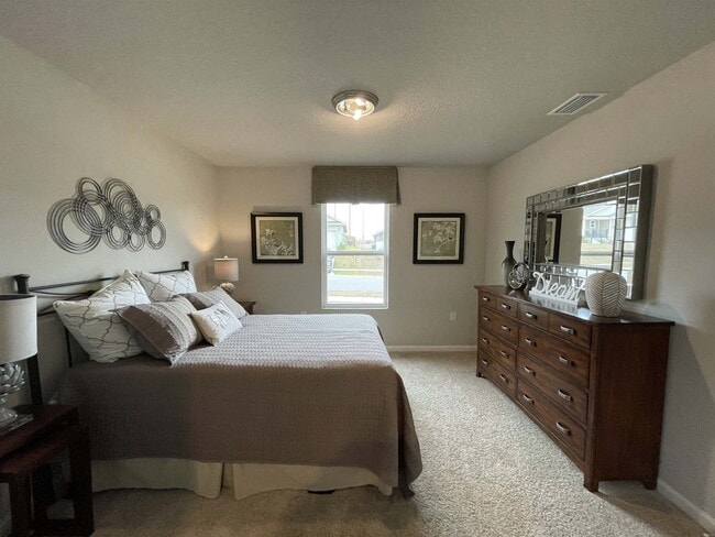 Building Photo - 23354 Shadowridge Dr