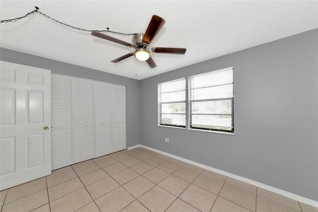 Building Photo - 5026 Water Oak Dr