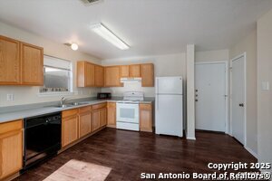 Building Photo - 102 Kenrock Dr
