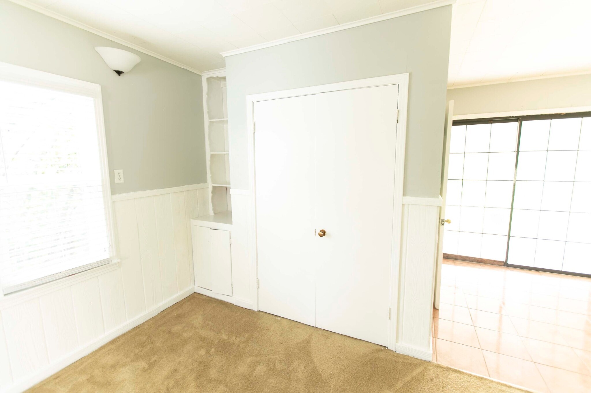 Building Photo - 7459 Mohawk Ave