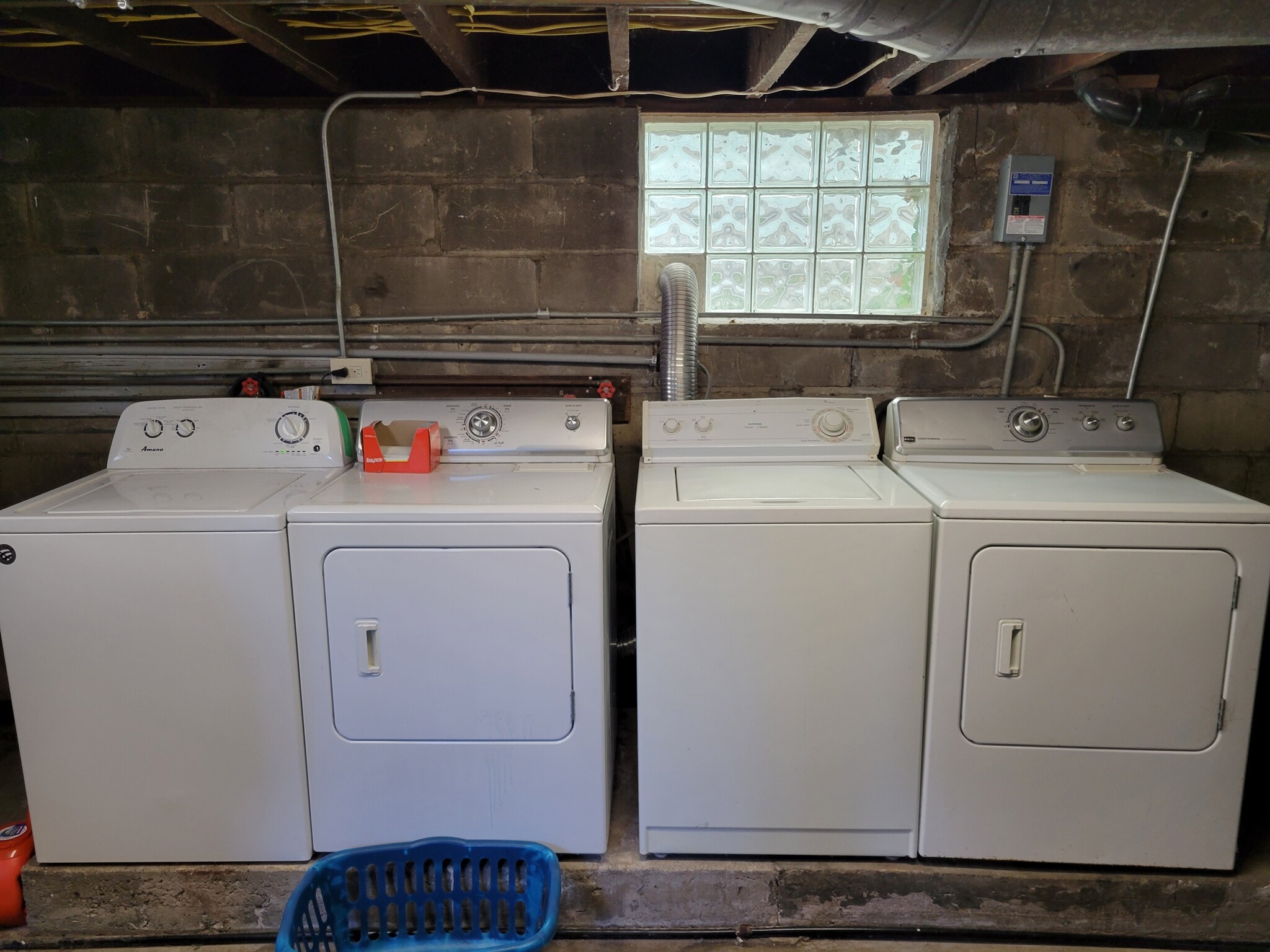Laundry Room - 18254 Sloane Ave