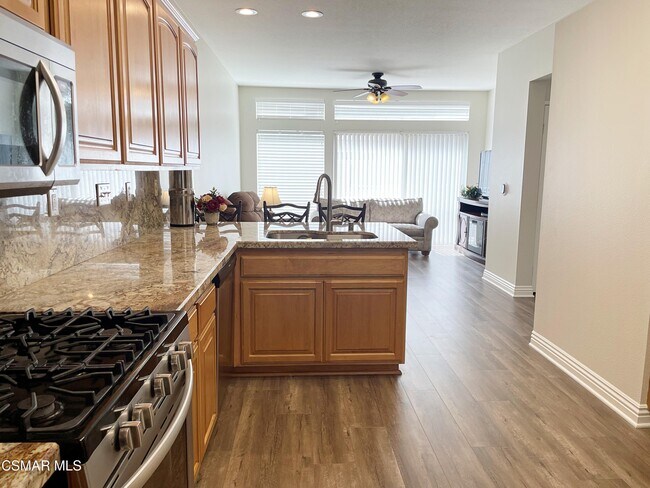 Building Photo - 4149 Flowerview Ct