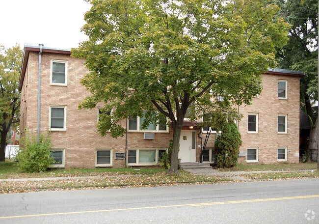 Primary Photo - 1501 7th St W