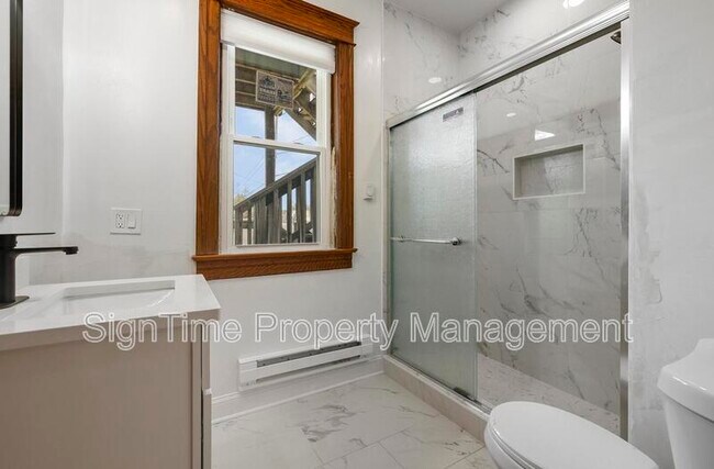 Building Photo - 27 Wayside Ave