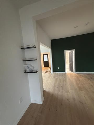 Building Photo - 216 W 9th St