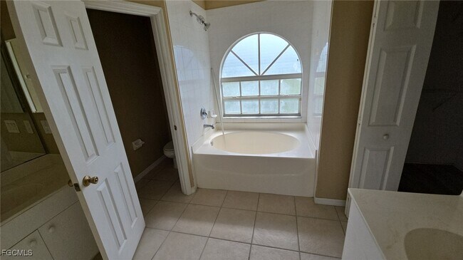 Building Photo - 835 Grant Blvd