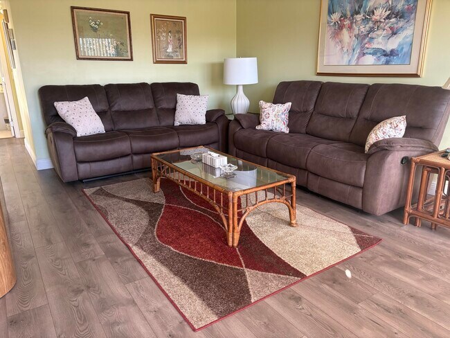 Building Photo - 154 Preston Way