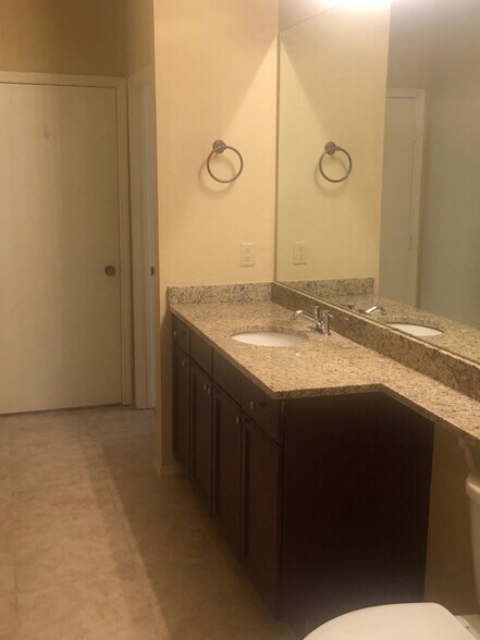 Building Photo - 1341 Arbor Vista Loop